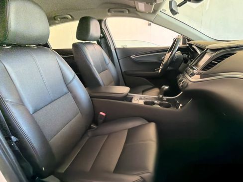 Used 2020 Chevrolet Impala LT FWD image 25