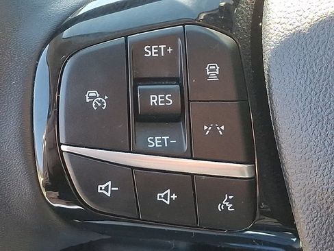 Used 2025 Ford Escape Platinum w/ Premium Technology Package AWD/4WD image 21