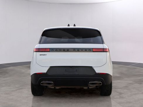 Used 2025 Land Rover Range Rover Sport SE AWD/4WD image 6