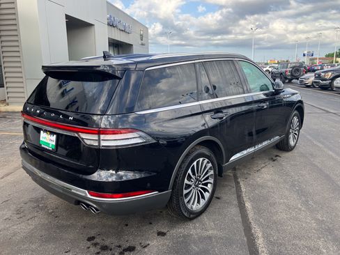 Used 2024 Lincoln Aviator Reserve AWD/4WD image 7