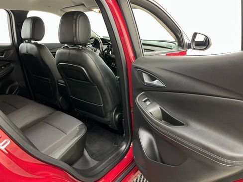 Used 2021 Buick Encore GX Select w/ Sport Touring Package image 38