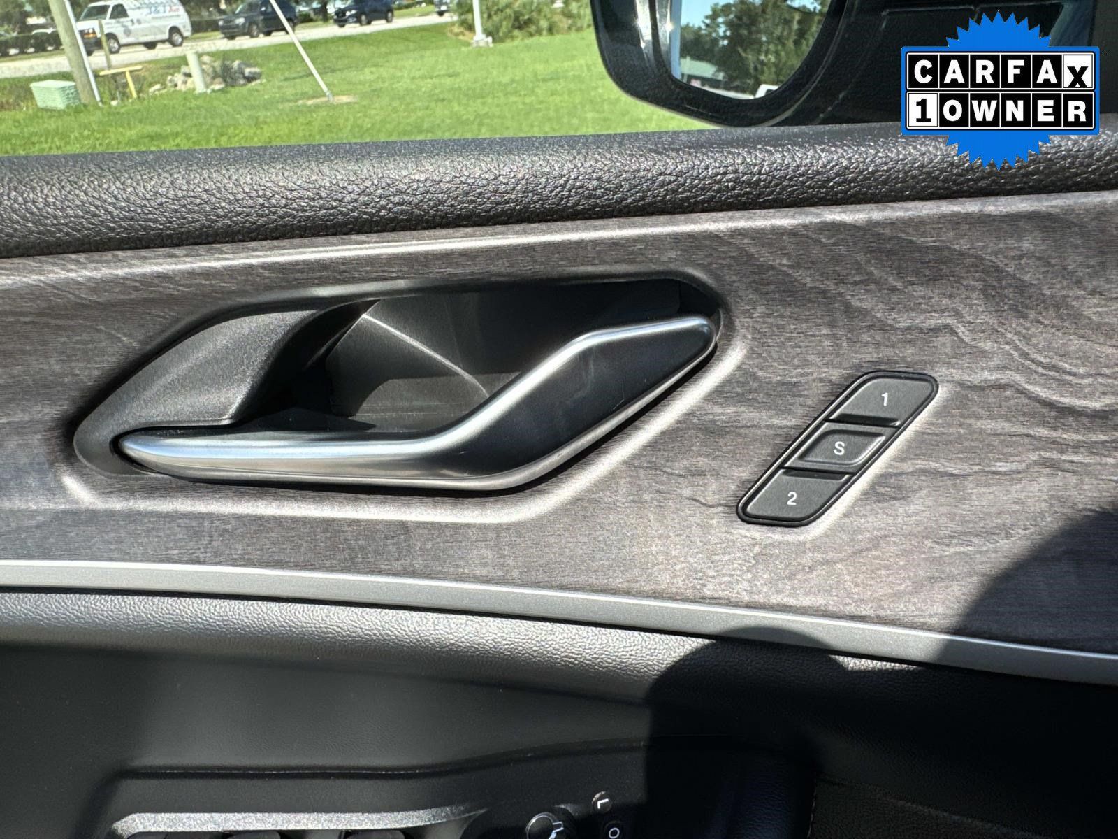 Used 2024 Jeep Grand Cherokee Limited RWD image 21