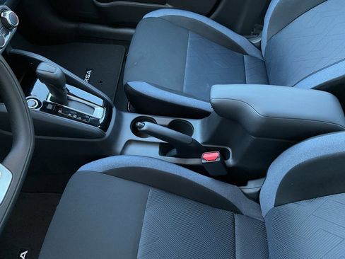 New 2025 Nissan Versa SV w/ Trunk Package image 29