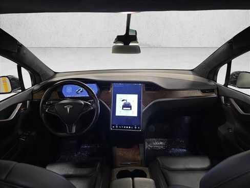 Used 2020 Tesla Model X Long Range AWD/4WD image 9