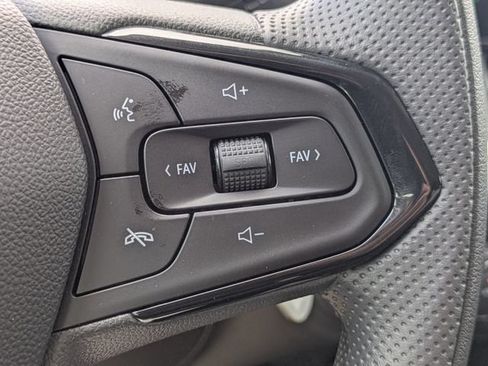 New 2026 Chevrolet Trax LS w/ LS Convenience Package FWD image 13