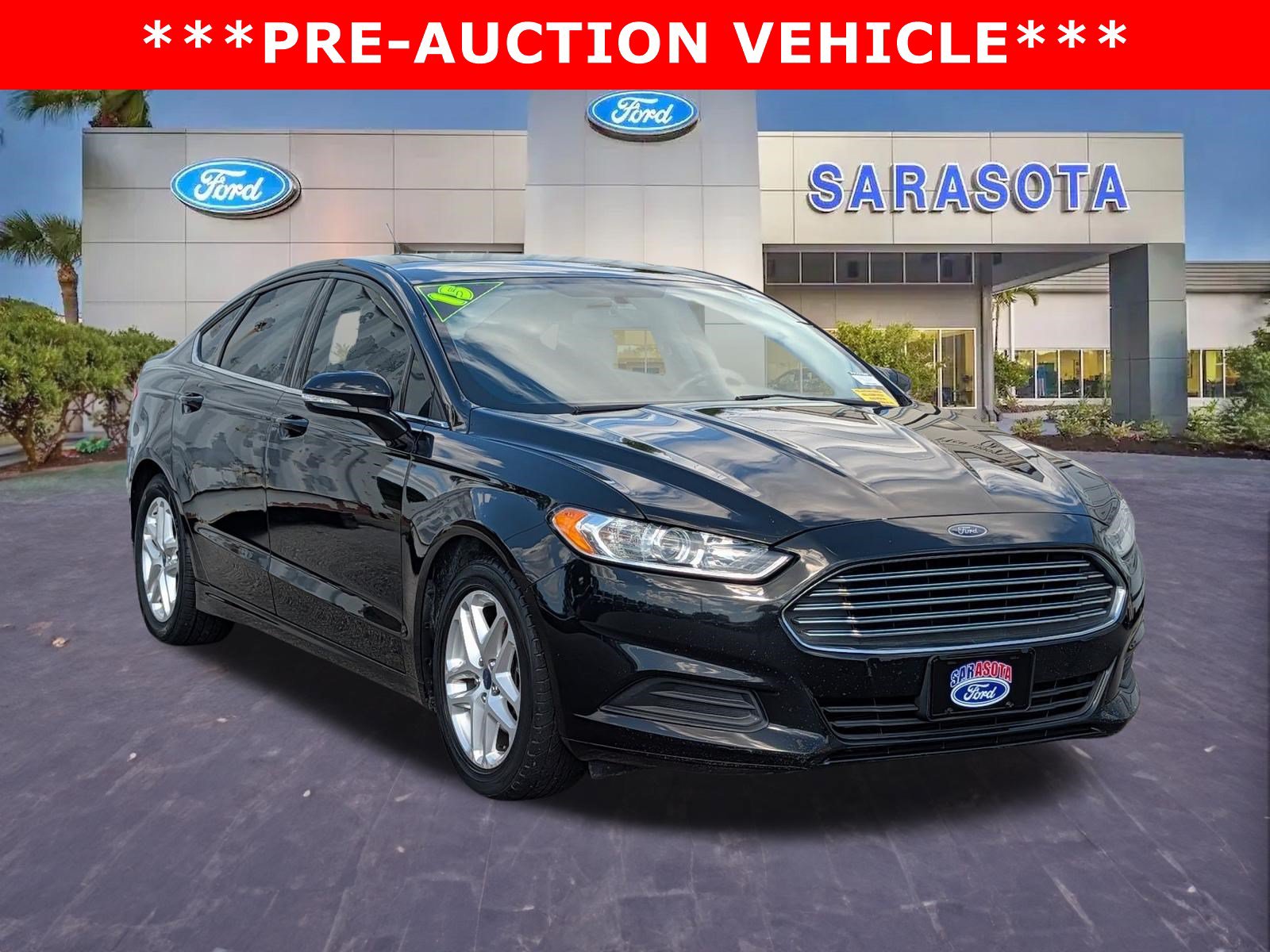 Used 2015 Ford Fusion SE FWD image 1