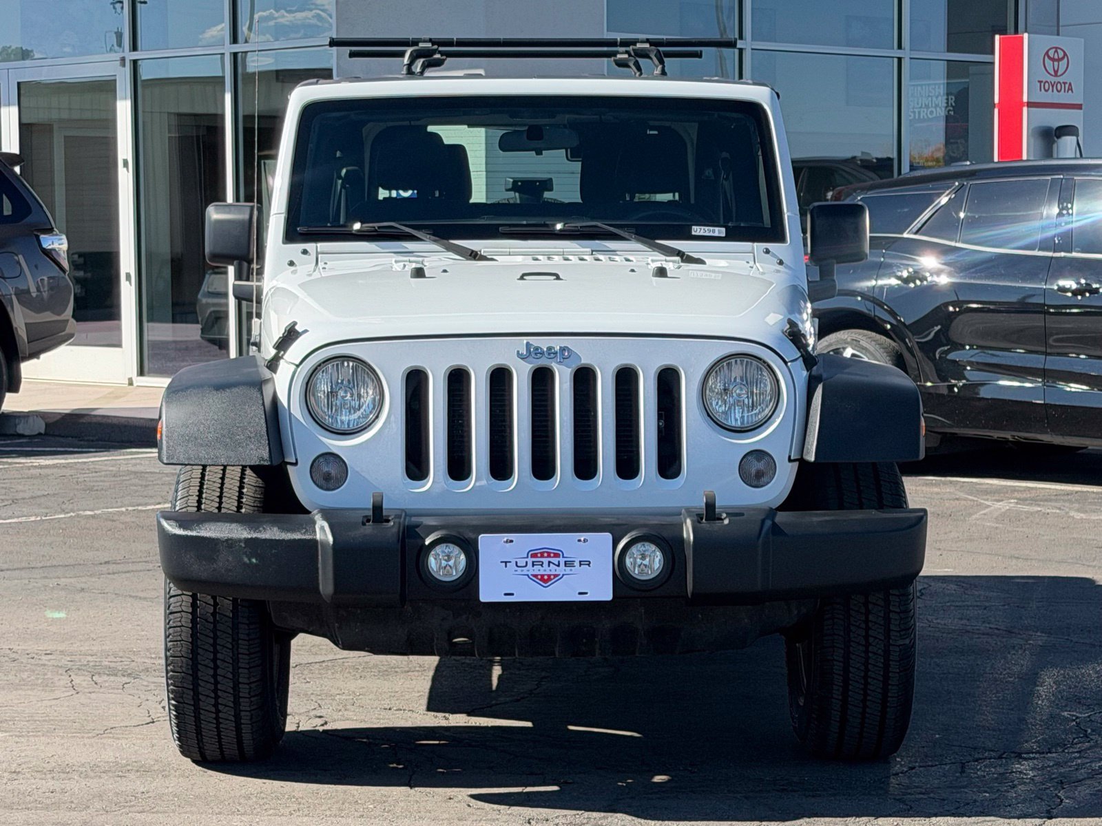 Used 2016 Jeep Wrangler Sport AWD/4WD image 2