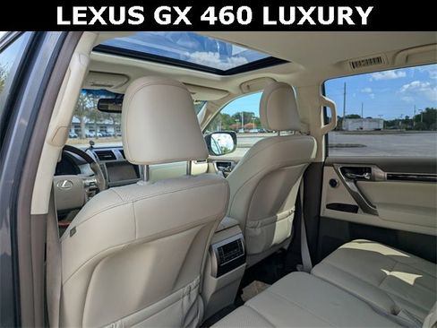 Used 2016 Lexus GX 460 Luxury w/ Preferred Accessory Package image 21