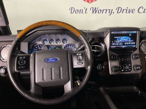 Used 2015 Ford F350 Platinum image 18