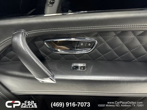 Used 2020 Bentley Bentayga AWD/4WD image 25