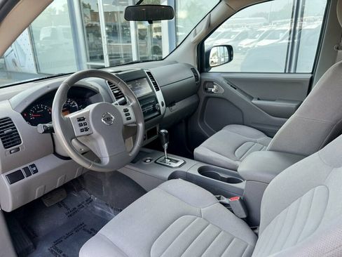 Used 2020 Nissan Frontier S RWD image 13
