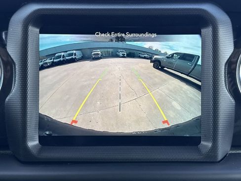 Used 2021 Jeep Wrangler Unlimited Rubicon w/ Xtreme Recon 35" Tire Package image 9