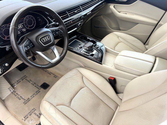 Used 2018 Audi Q7 3.0T Prestige AWD/4WD image 11
