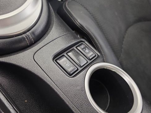 Used 2011 Nissan 370Z Touring RWD image 25