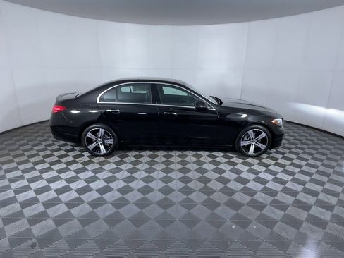 Used 2025 Mercedes-Benz C 300 4MATIC Sedan image 9