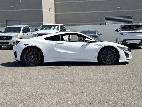 Used 2017 Acura NSX AWD/4WD image 27