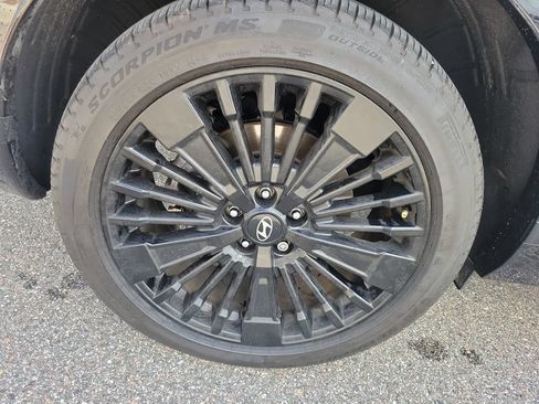 Used 2024 Hyundai Santa Fe Calligraphy AWD/4WD image 6
