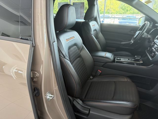 Used 2023 Nissan Pathfinder Rock Creek AWD/4WD image 19