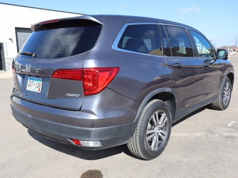 Used 2017 Honda Pilot EX-L image 3