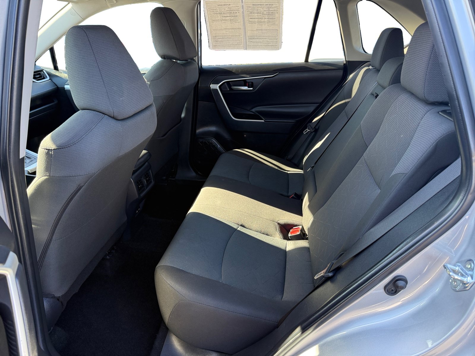 Used 2025 Toyota RAV4 XLE FWD image 16