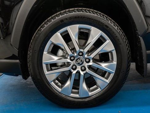 Used 2025 Toyota RAV4 Limited image 2