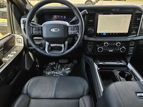 New 2026 Ford F250 Platinum w/ FX4 Off-Road Package AWD/4WD image 17