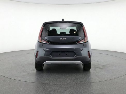 Used 2025 Kia Soul LX w/ LX Technology Package FWD image 7