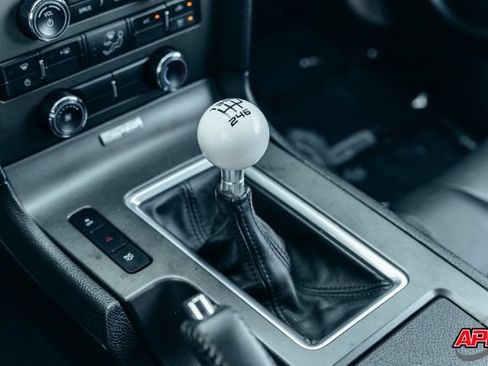 Used 2013 Ford Mustang Shelby GT500 RWD image 12