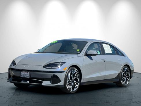 Used 2023 Hyundai Ioniq 6 SEL AWD/4WD image 8