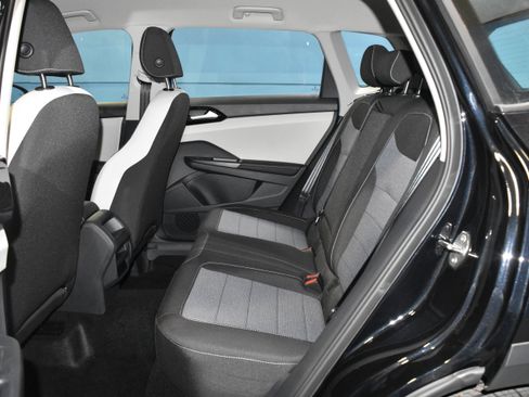 New 2026 Volkswagen Taos S image 16