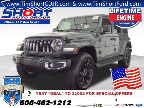 Used 2025 Jeep Wrangler Unlimited Sahara w/ Safety Group AWD/4WD image 1
