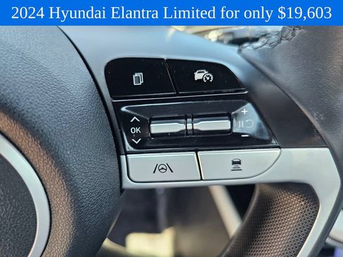 Used 2024 Hyundai Elantra Limited FWD image 24