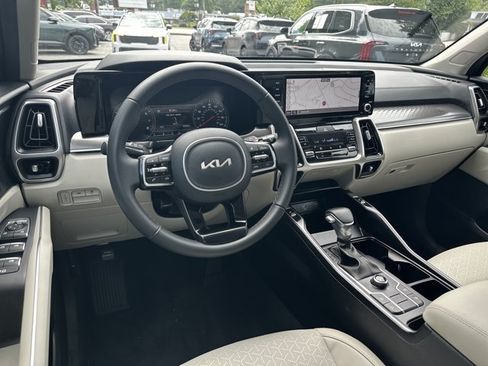 Certified 2022 Kia Sorento S w/ Panoramic Sunroof Package FWD image 27