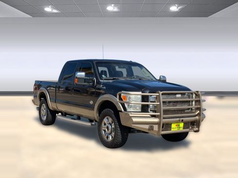 Used 2013 Ford F250 King Ranch w/ King Ranch w/Chrome Pkg AWD/4WD image 7