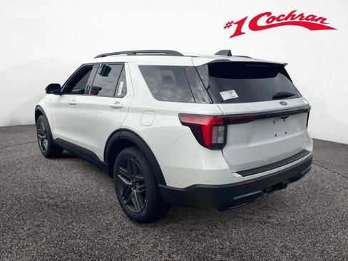 New 2026 Ford Explorer ST-Line w/ ST-Line Street Pack image 4