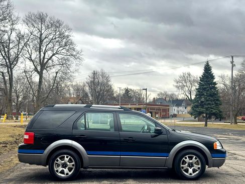 Used 2006 Ford Freestyle SEL image 8