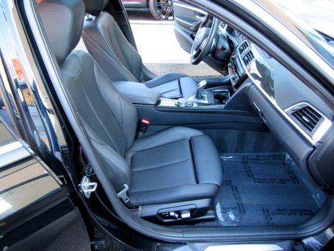Used 2017 BMW 330i Sedan image 22