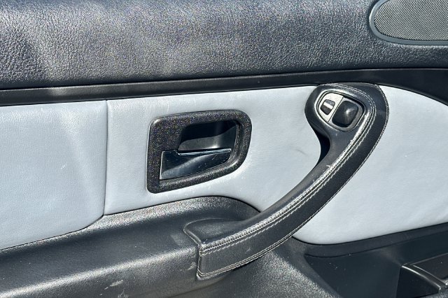 Used 2000 BMW M Roadster RWD image 13