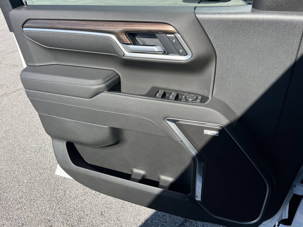 New 2026 Chevrolet Silverado 1500 RST AWD/4WD image 14