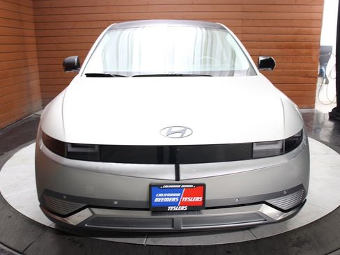 Used 2024 Hyundai Ioniq 5 Limited image 5