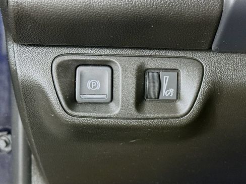 Used 2021 GMC Acadia SLE w/ Driver Convenience Package AWD/4WD image 18