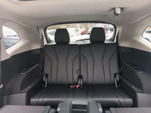 Used 2023 Acura MDX SH-AWD w/ Technology Package image 18