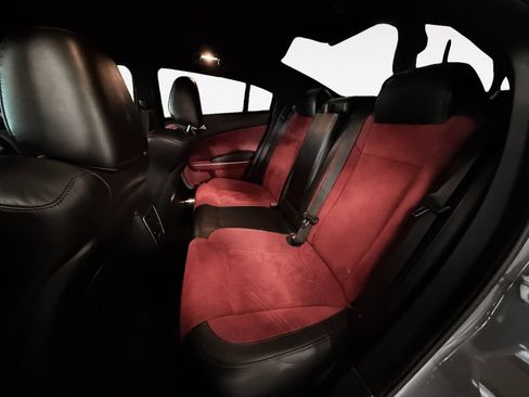 Used 2022 Dodge Charger Scat Pack RWD image 12