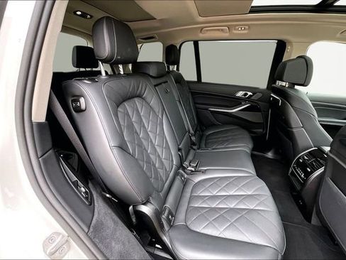 Used 2026 BMW X7 xDrive40i AWD/4WD image 28
