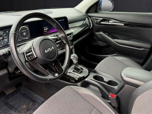 Used 2024 Kia Seltos S image 12