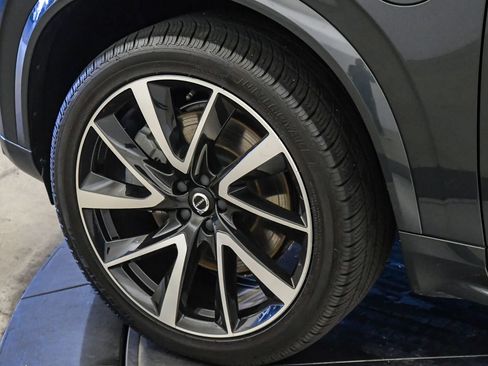 Used 2022 Volvo XC90 T8 Inscription Expression w/ Advanced Package AWD/4WD image 10