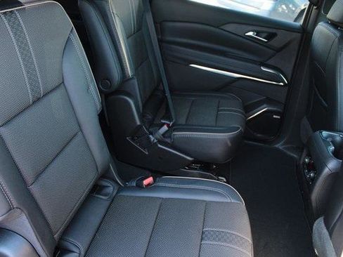 New 2026 Chevrolet Traverse High Country image 8