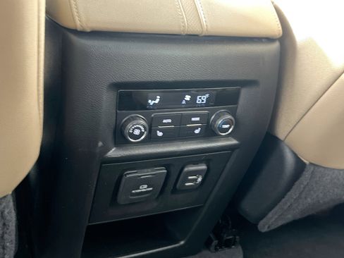 Used 2023 Chevrolet Traverse Premier w/ LPO, Floor Liner Package AWD/4WD image 26