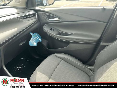 Used 2024 Buick Encore GX Preferred AWD/4WD image 29