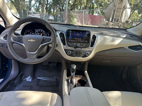 Used 2024 Chevrolet Malibu LT image 27